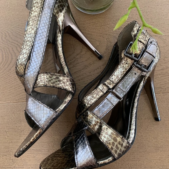Guess Shoes - Guess Snakeskin Print Stiletto Heels Size 8